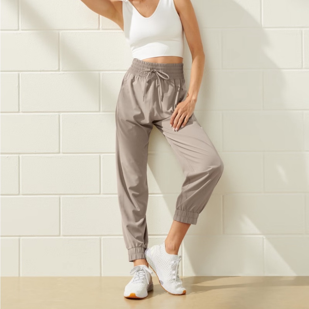 Abercrombie YPB motionTEK Jogger